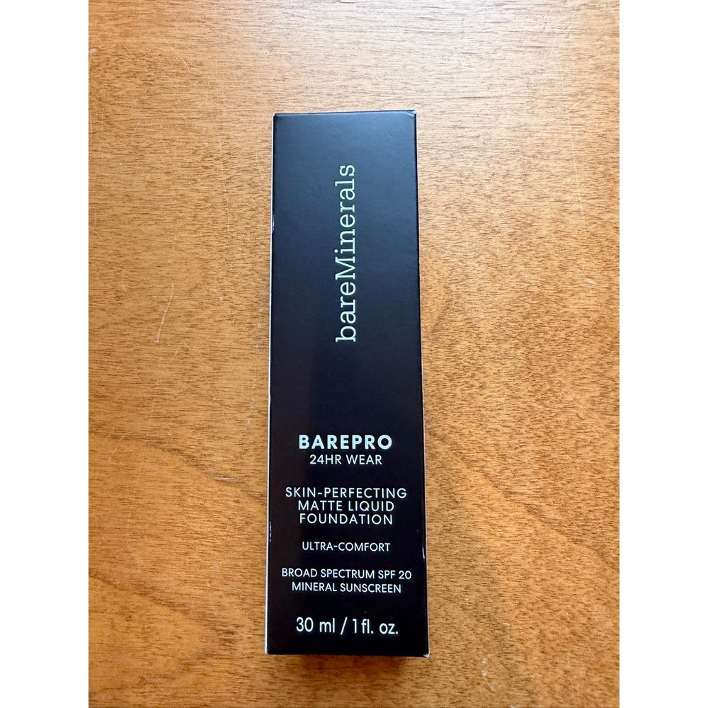 bareMinerals BAREPRO 24HR Matte Liquid Foundation SPF 20 Fair 15 Warm 1oz NEW